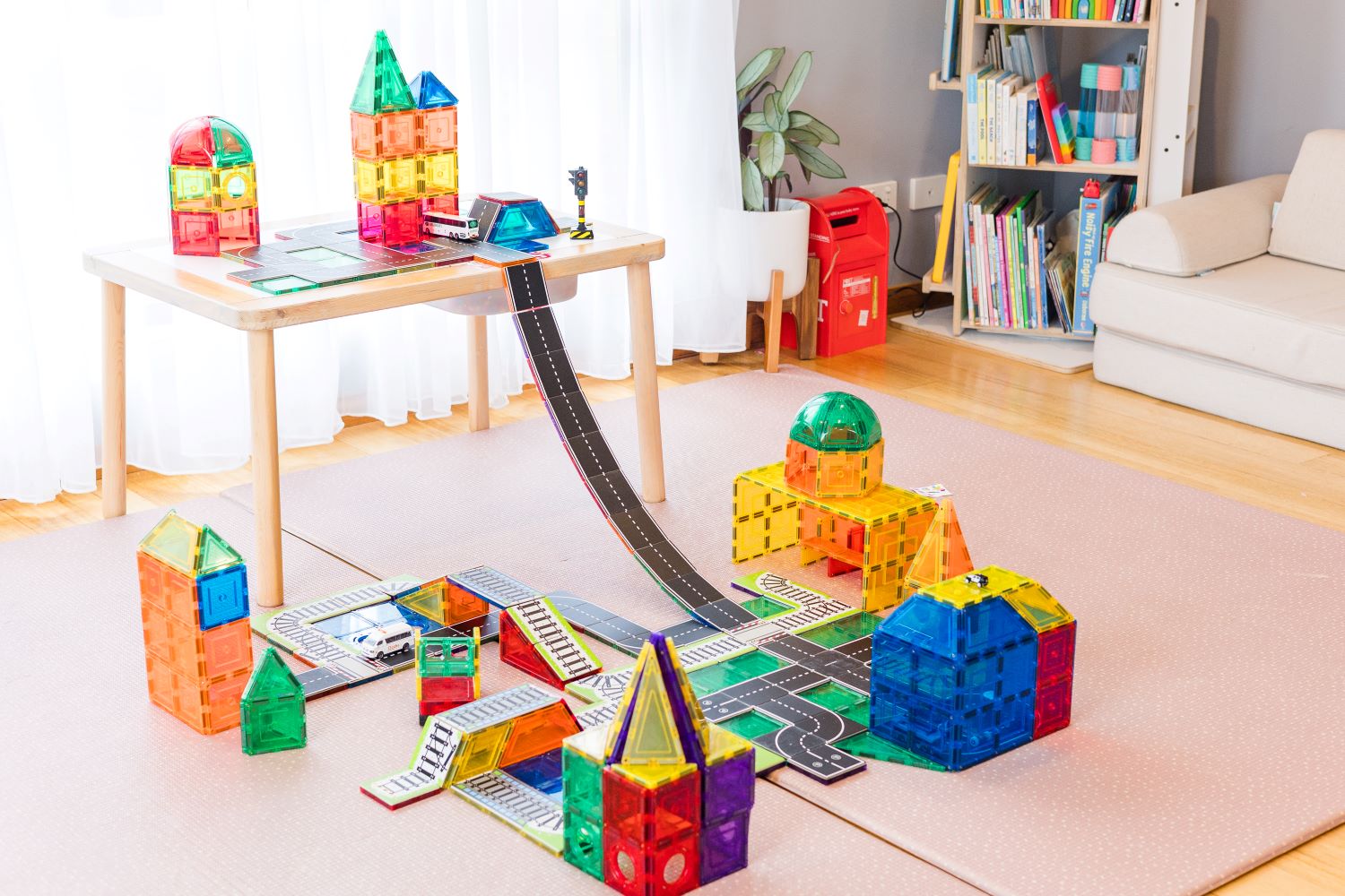 Magnetic Tiles & Toppers