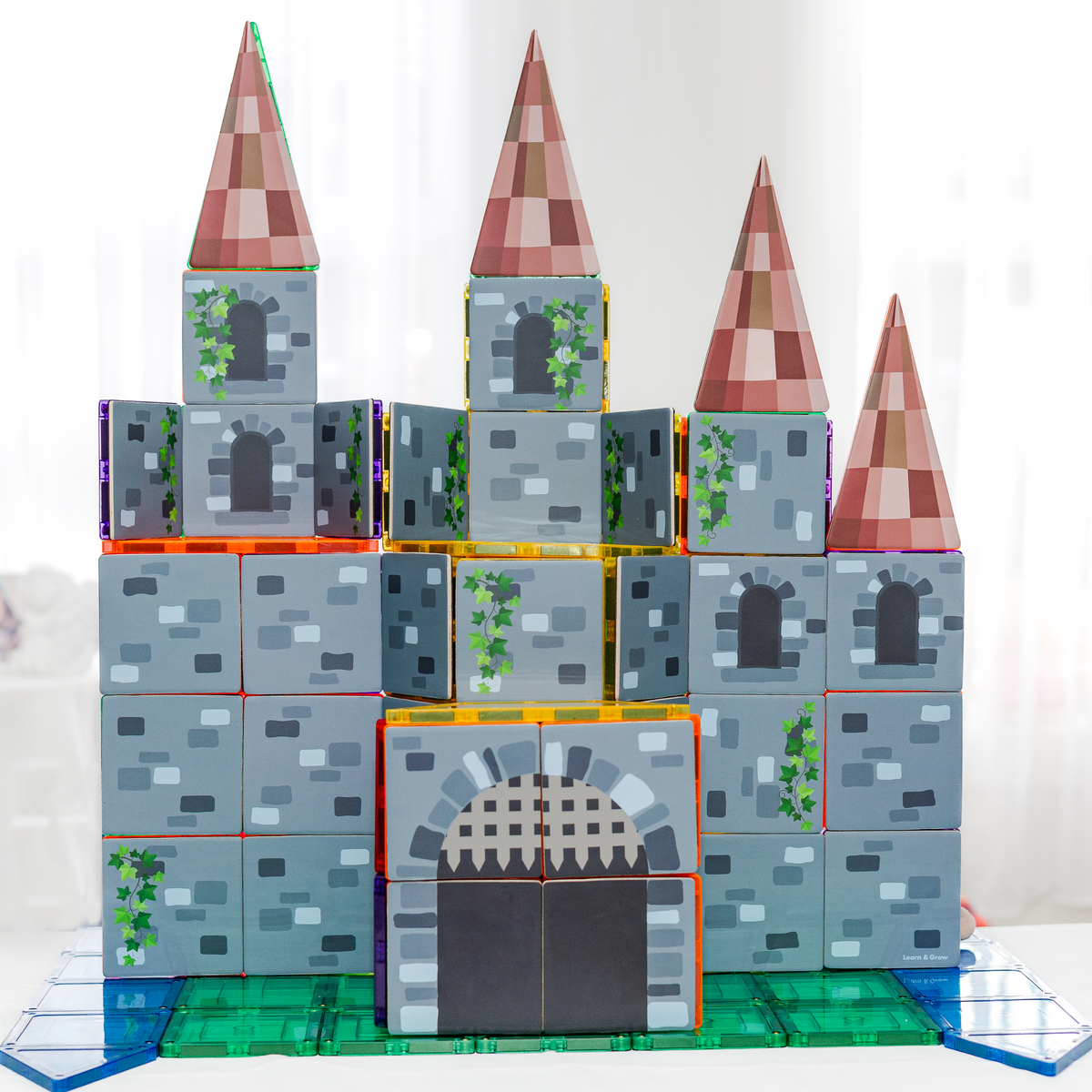 40 Pieces Tile Toppers Castle Pack - Castle Construction