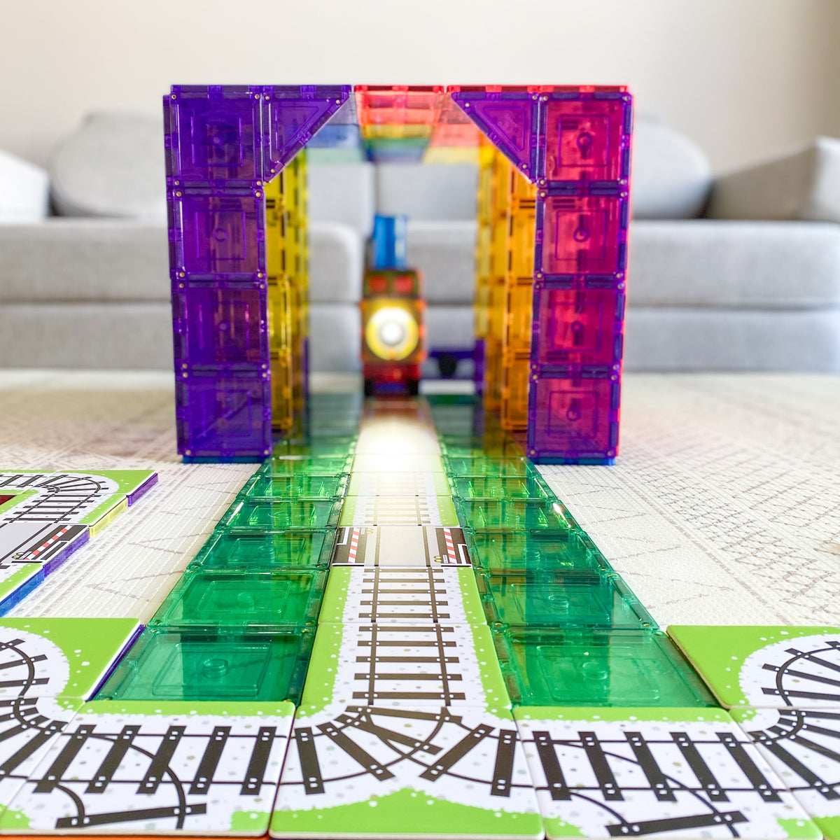 36 Pieces Tile Toppers Train Pack - Train Passing Through Magnetic Tile Tunnel
